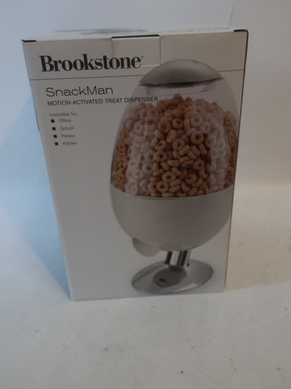 New In Box Brookstone SnackMan Motion Activated Treat Dispenser